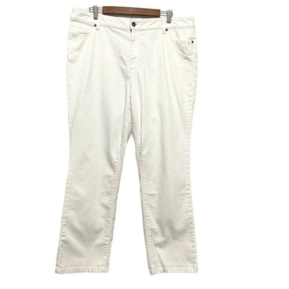 L.L. Bean Classic Fit High Rise Jeans Size 18W - Picture 1 of 8